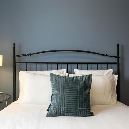 Ocean Breeze Villa 아토우기아다발레이아 외부 사진