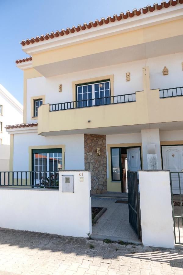 Ocean Breeze Villa 아토우기아다발레이아 외부 사진